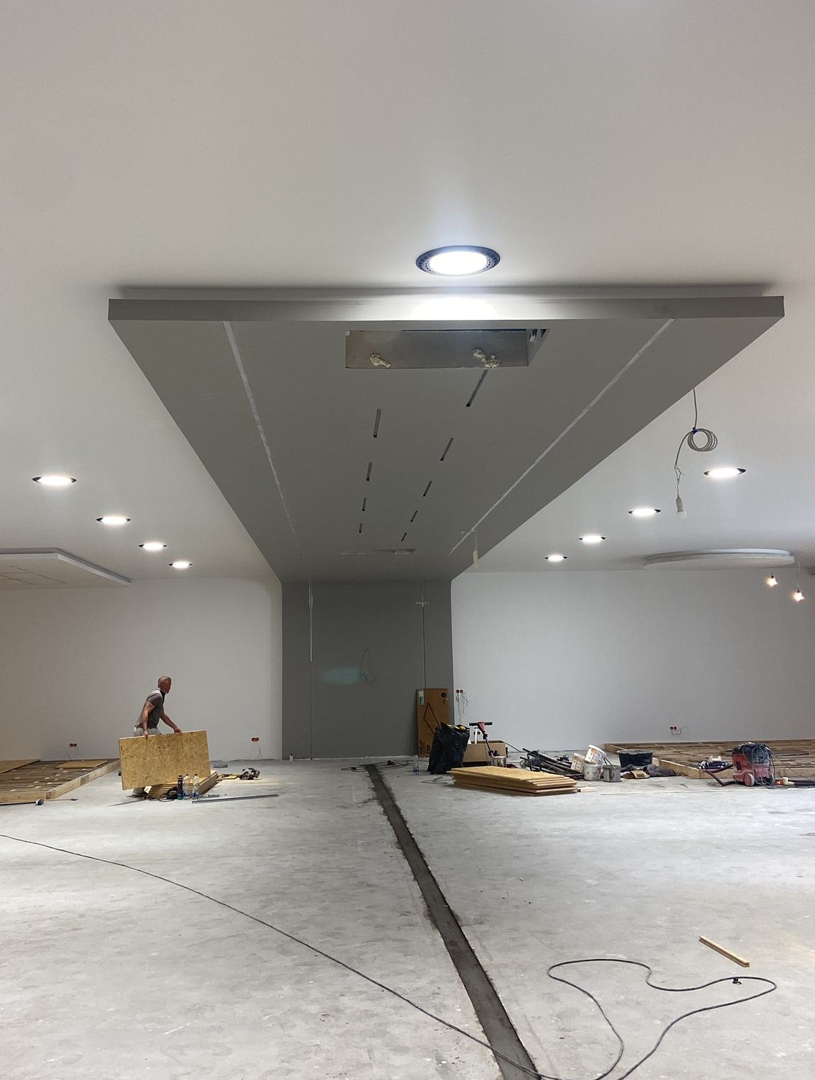 Proiecte whatsapp image 2025 11 30 at 22.05.30 (1)